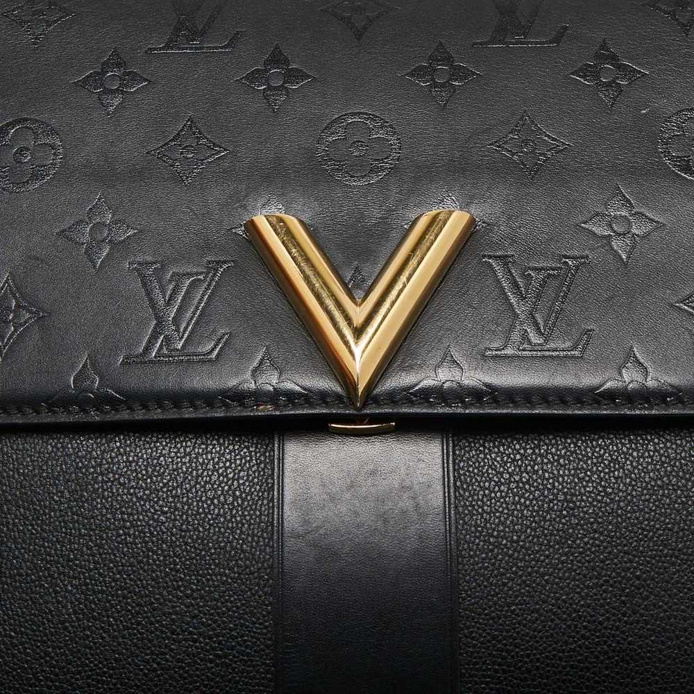 Louis Vuitton Leather tote - image 4