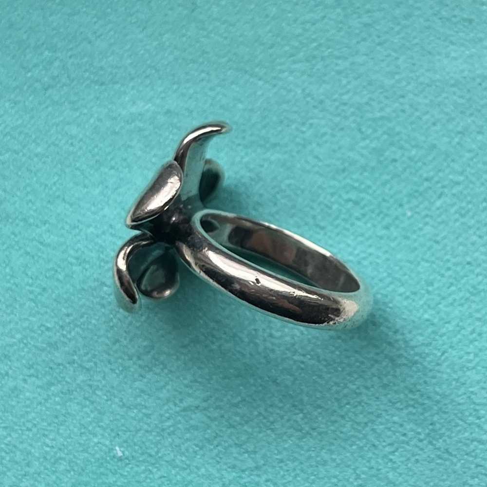 James Avery Retired Flower Ring - image 3