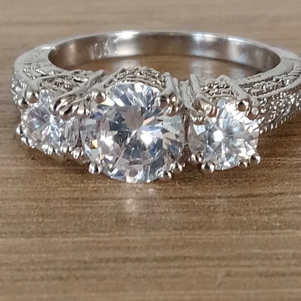 10k White Gold Trilogy Three Stone Ring - image 2