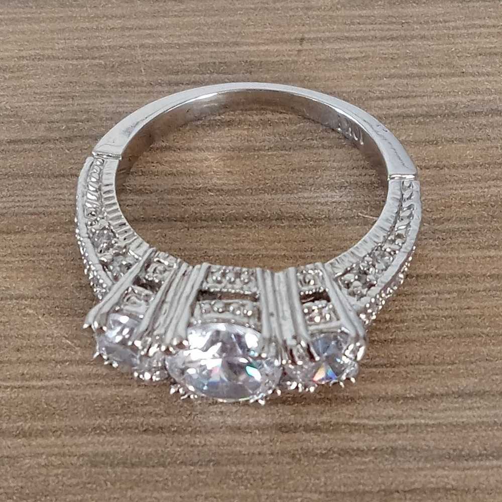 10k White Gold Trilogy Three Stone Ring - image 5