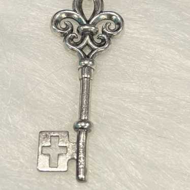 James hotsell Avery Renaissance Key Pendant