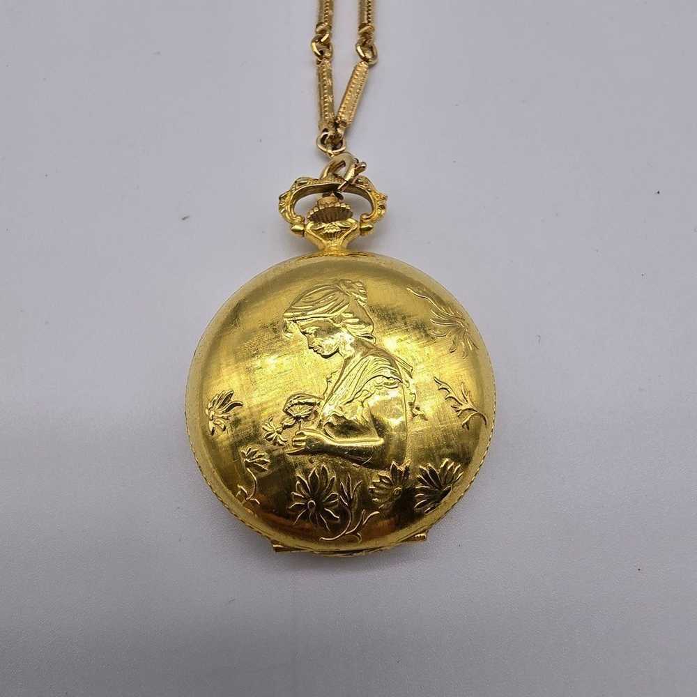 Sheffield Hand  Gold tone Cameo Case Watch Pendan… - image 4