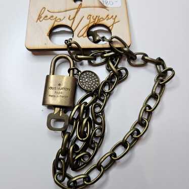 Louis Vuitton lock and key 323 store and 224