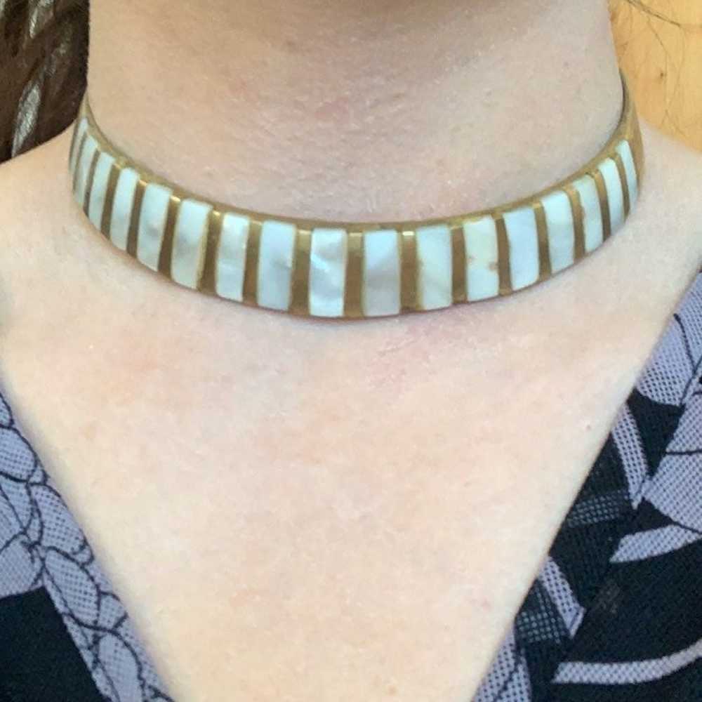 Mother Of Pearl Vintage Choker-Necklace - image 4