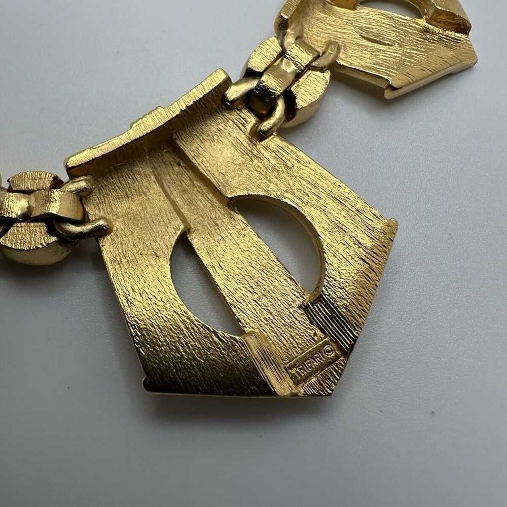 Vintage Crown Trifari Gold Necklace Museum Qualit… - image 8