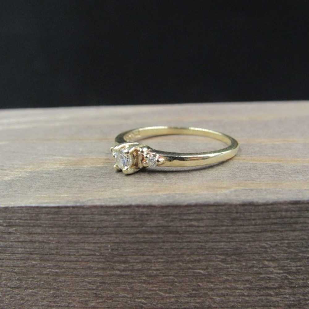 Size 5.5 10K Gold Unique Triple CZ Ring - image 2