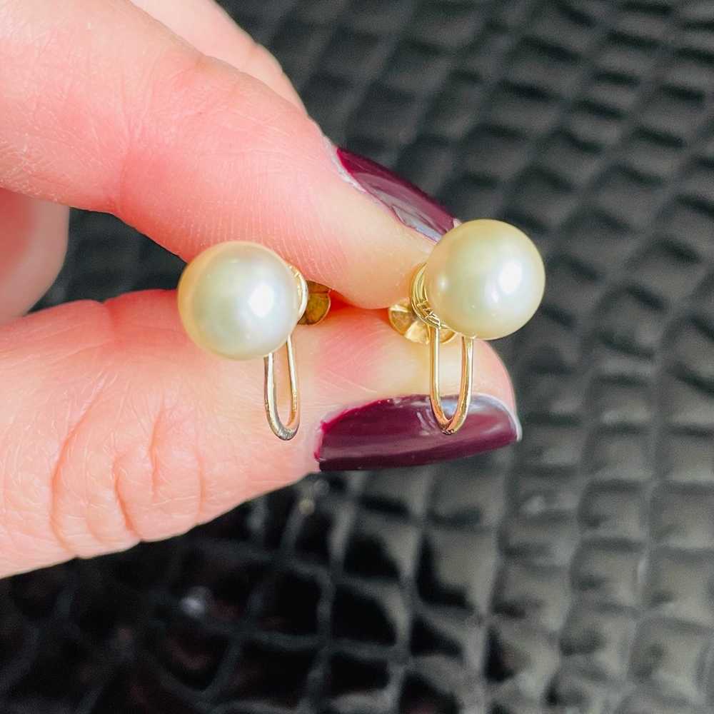 14k Yellow Gold Natural 8mm Pearl Vintage Screw B… - image 5