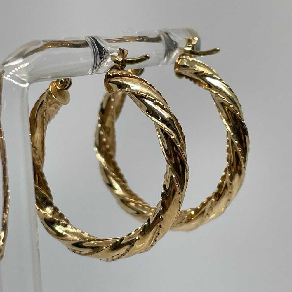 Vintage 14k Yellow Gold Textured Cable Twist Hoop… - image 6