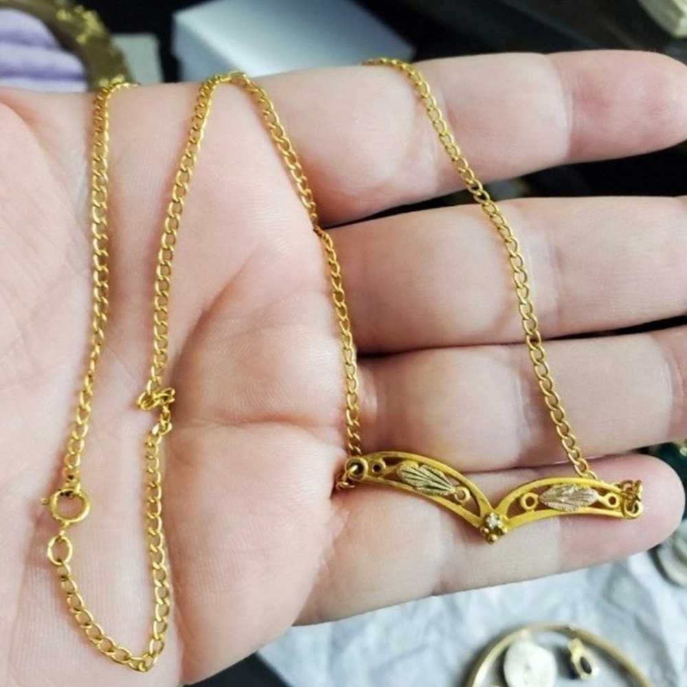 10k solid gold necklace. Stamped 10k with an L fo… - image 6