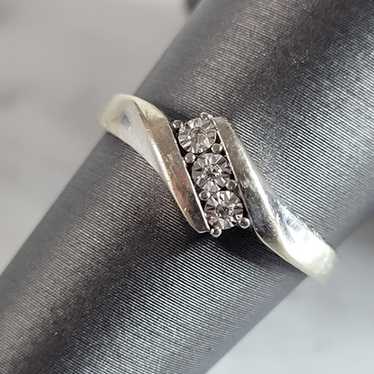 Womens Vintage Estate 10K White Gold Diamond Ring 