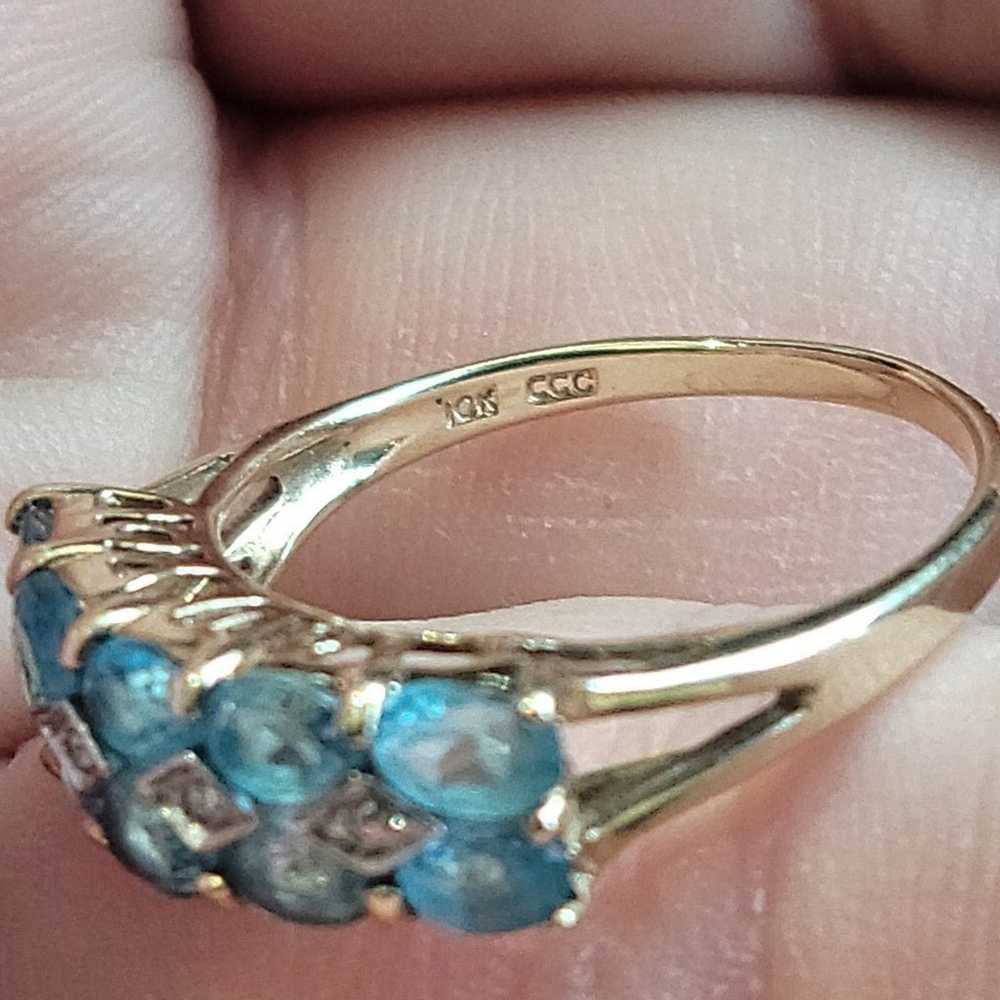 Women's 10kt Gold ,Aquamarine  & Diamonds Ring 6.5 - image 3