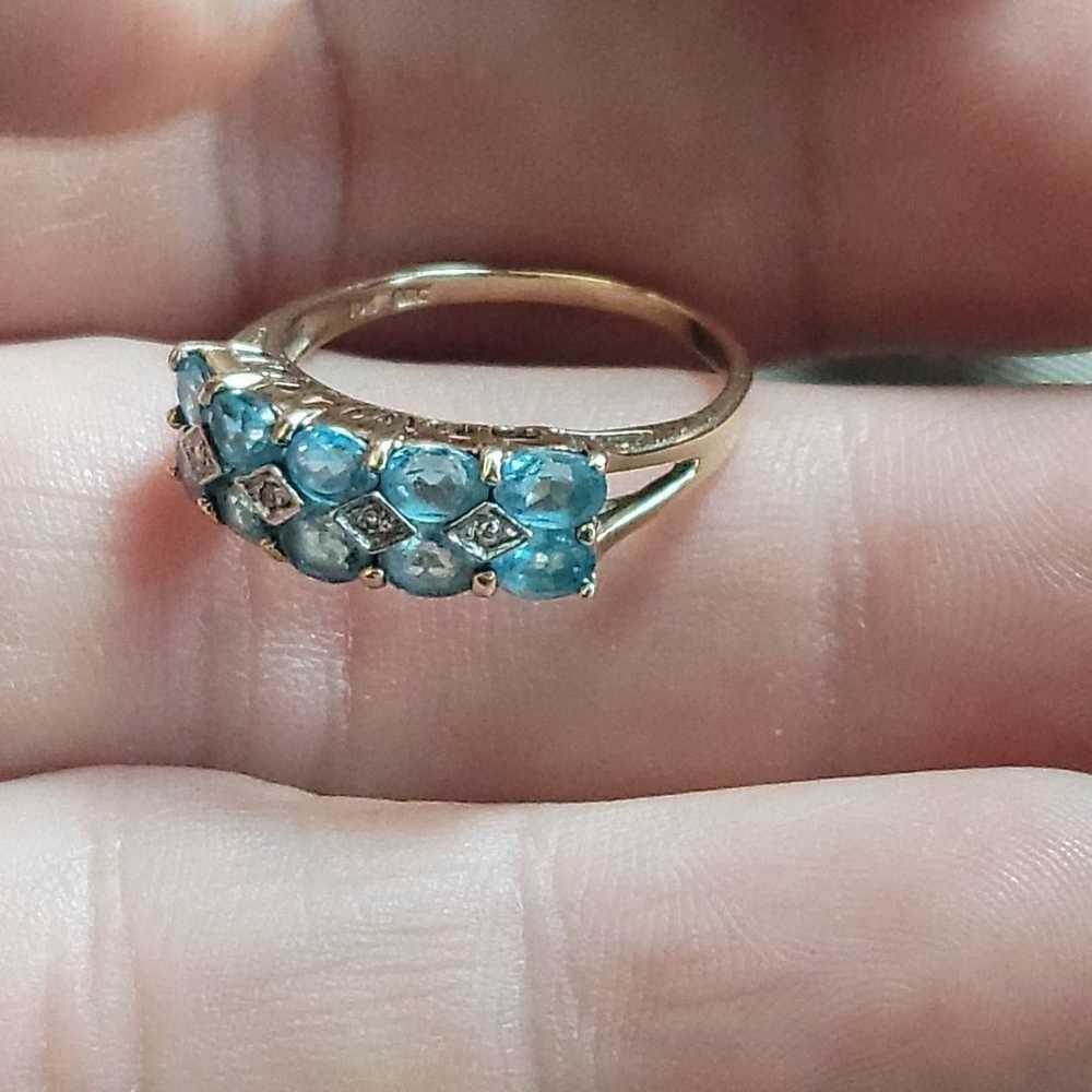 Women's 10kt Gold ,Aquamarine  & Diamonds Ring 6.5 - image 6