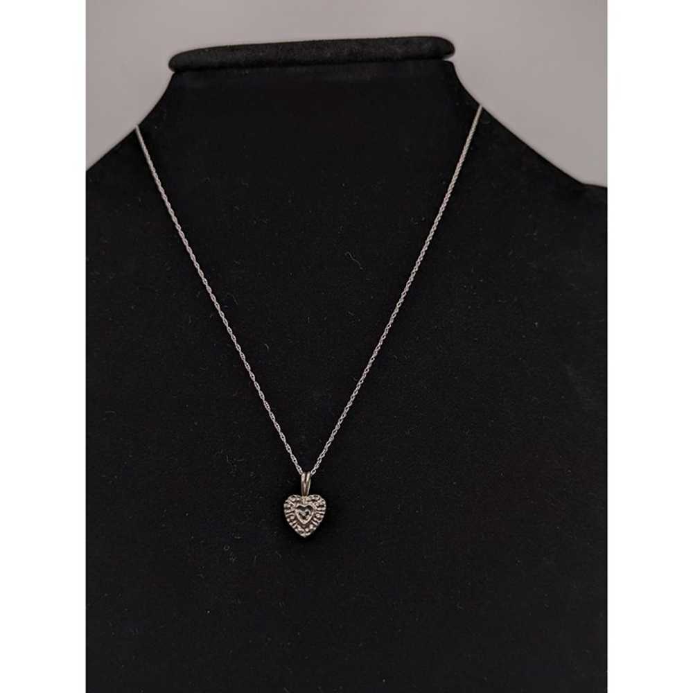 14K Vintage White Gold Diamond Heart Pendant w/Go… - image 3