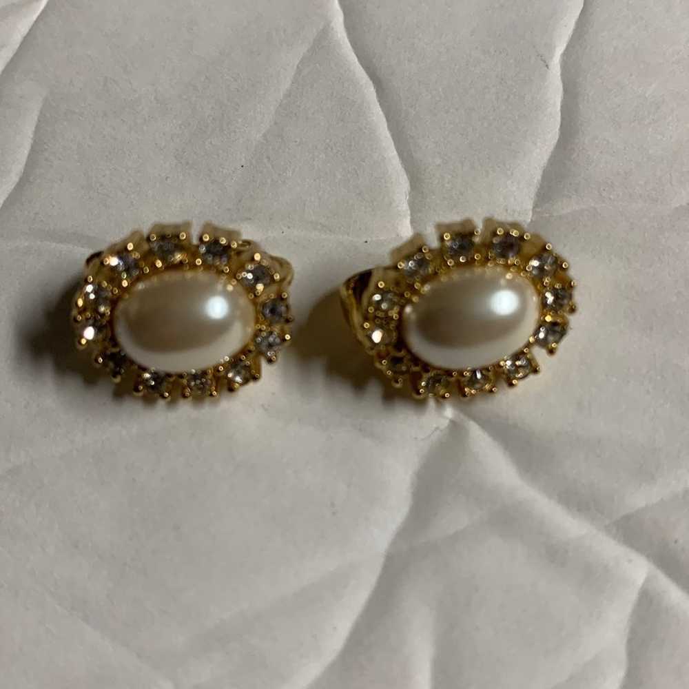 Christian Dior vintage faux oval mabe pearl and r… - image 4