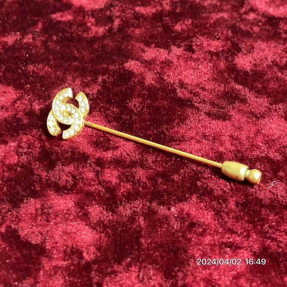 Vintage CHANEL Coco Mark Pin Badge Accessory - image 1