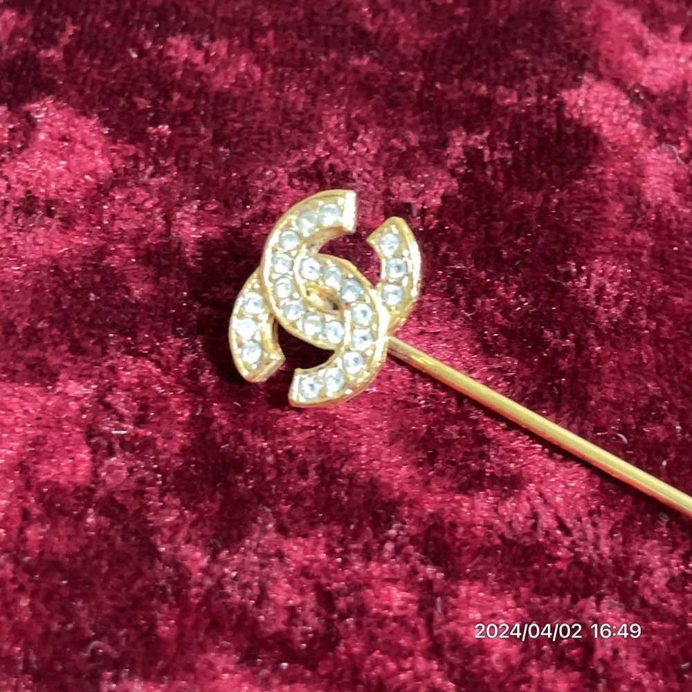 Vintage CHANEL Coco Mark Pin Badge Accessory - image 2