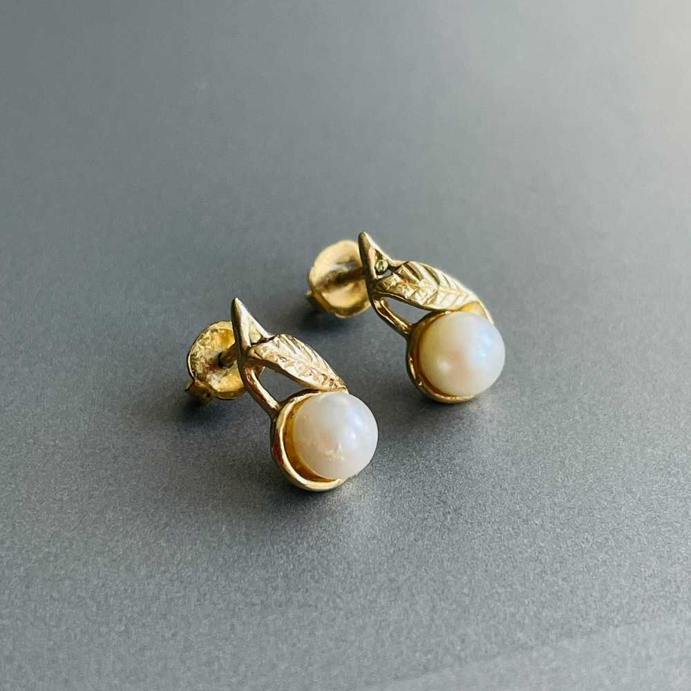 10k Gold White Natural Pearl Leaf Motif Vintage S… - image 2