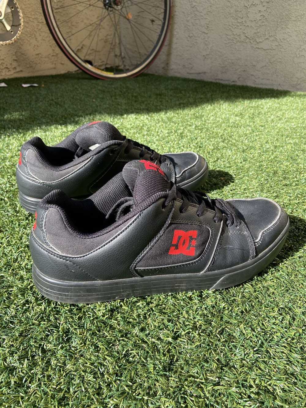 Dc × Vintage Y2K DC Shoes Black / Red Chunky Mens… - image 2