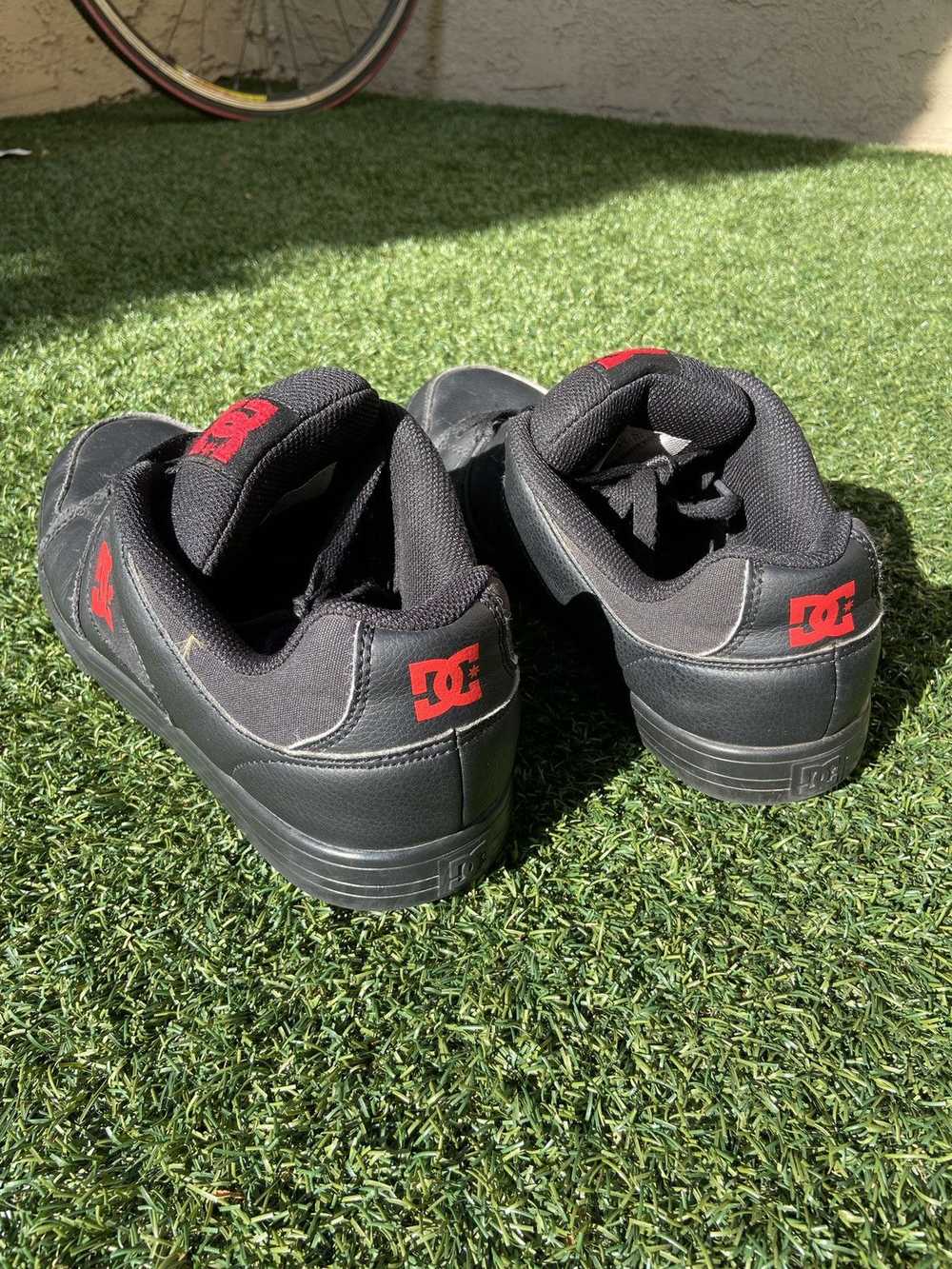 Dc × Vintage Y2K DC Shoes Black / Red Chunky Mens… - image 3