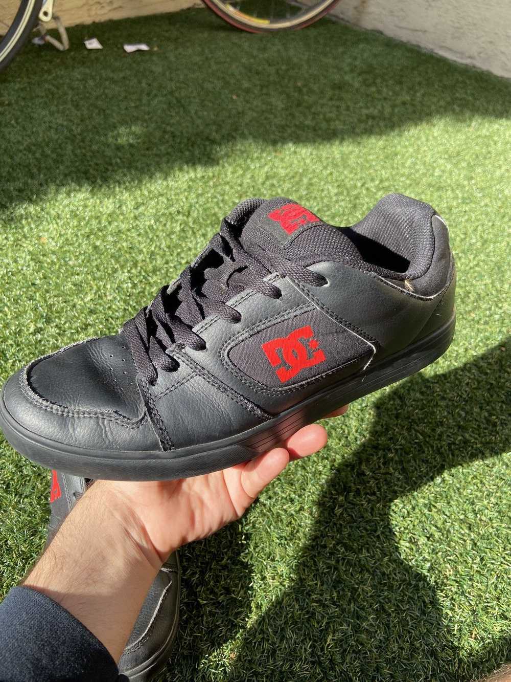 Dc × Vintage Y2K DC Shoes Black / Red Chunky Mens… - image 6