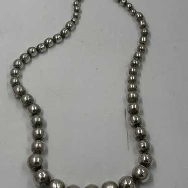 Vintage TAXCO Sterling Graduated Bead Necklace Si… - image 1