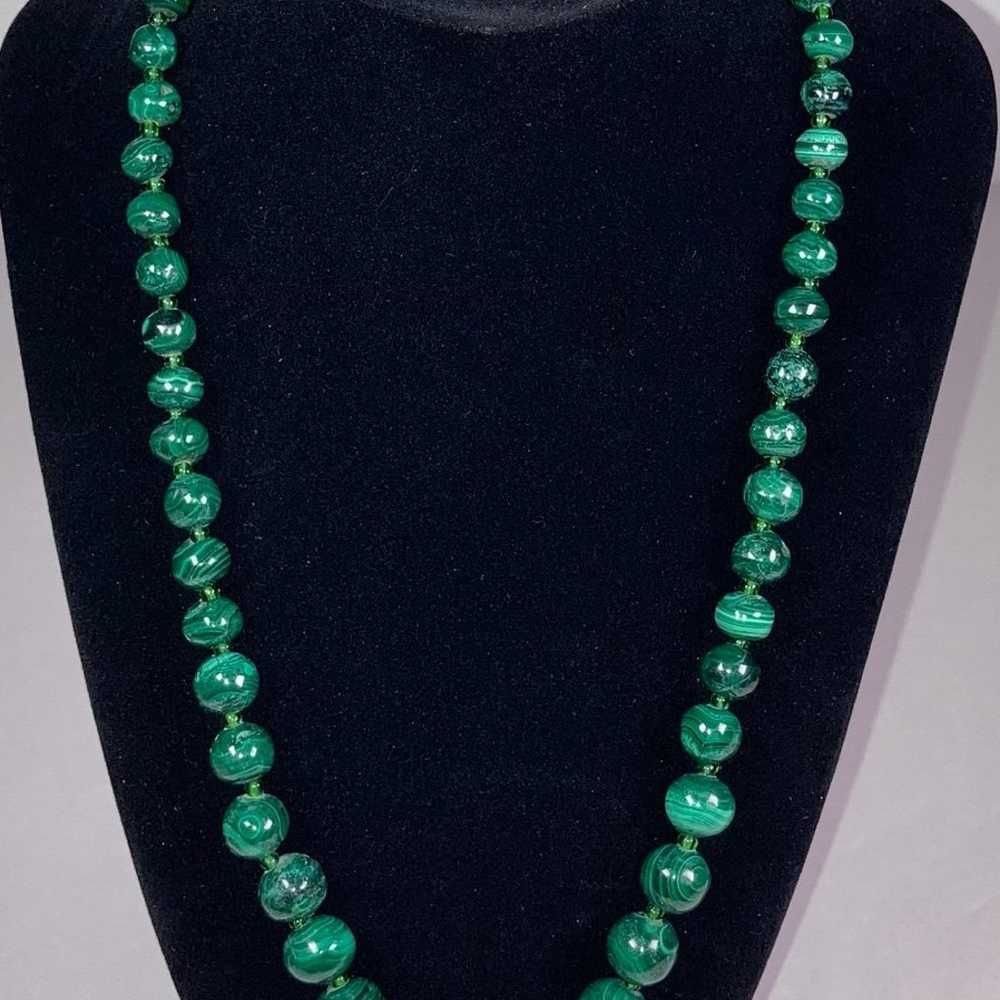 Graduated Malachite Grn Glass Spacers 21” Vintage… - image 2