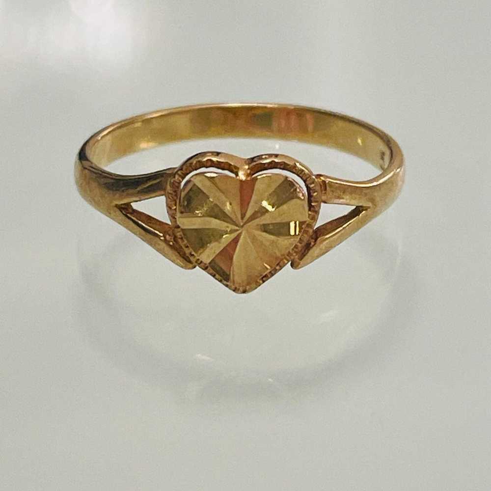 14k Gold Beverly Hills Gold Etched Heart Pinky Ri… - image 1