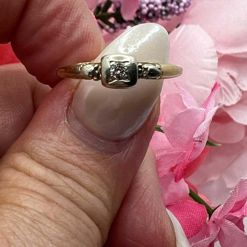 Vintage 14k gold & diamond ring - image 9