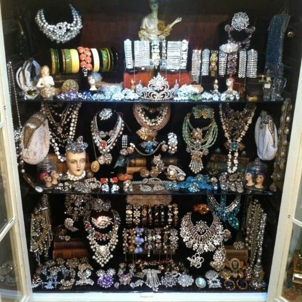 Costume jewelry Lot bulk rhinestone - image 1