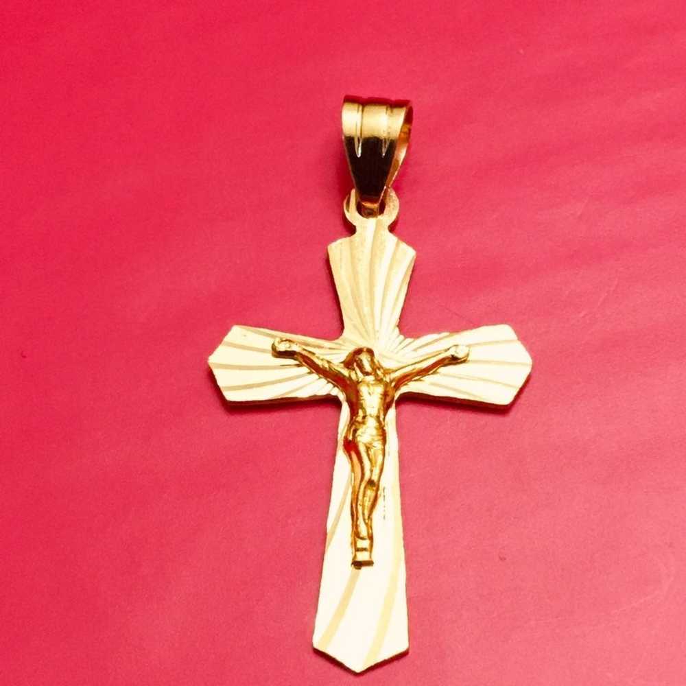 Vintage 14k solid gold Crucifix Pendant - image 10