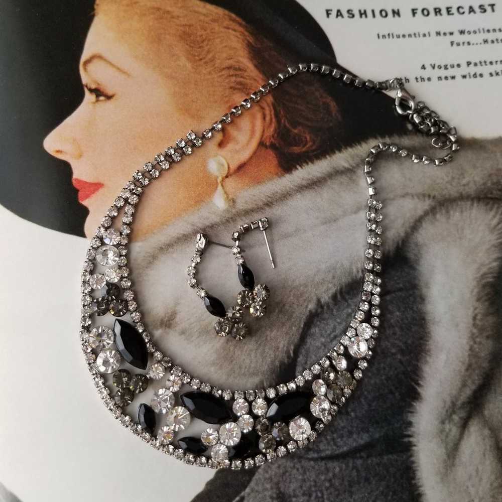 Vintage 50s Black Rhinestone Bib Necklace and Ear… - image 4