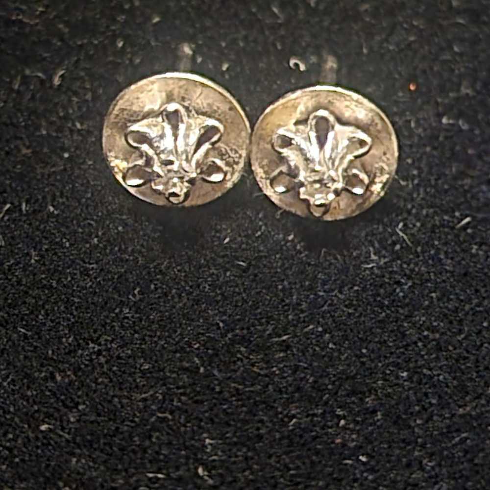 Vintage 14kt White Gold Diamond studs - image 11