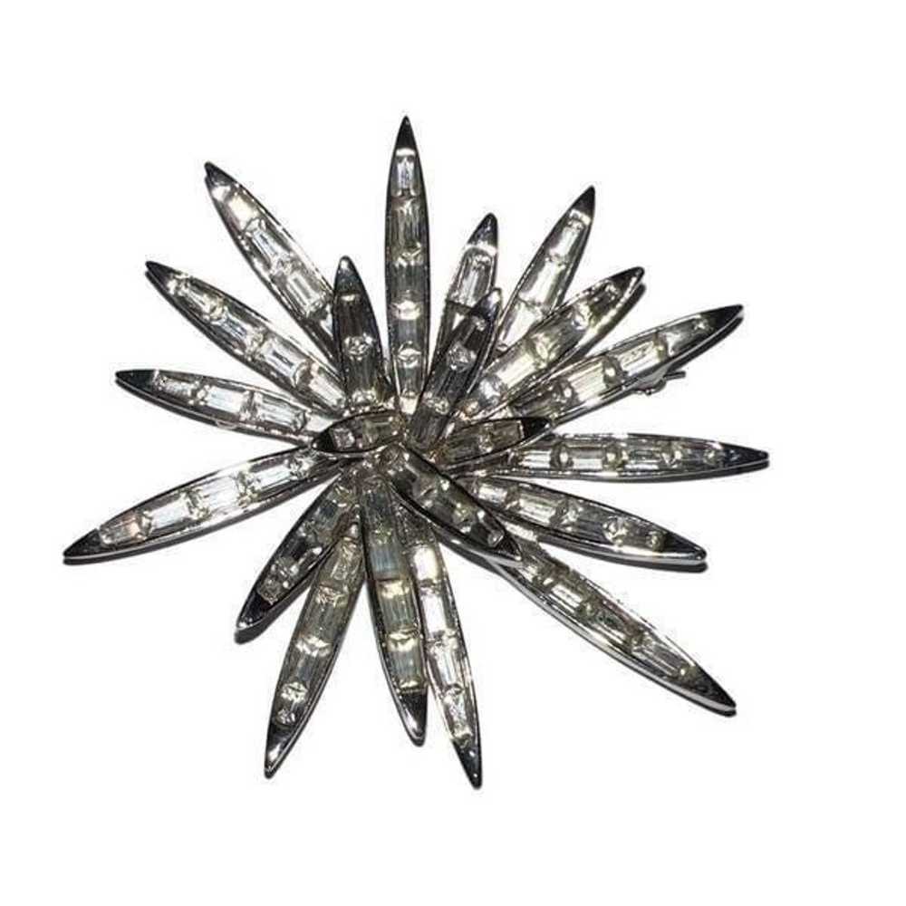 Vintage Boucher Starburst 3D Firework Diamanté Br… - image 3