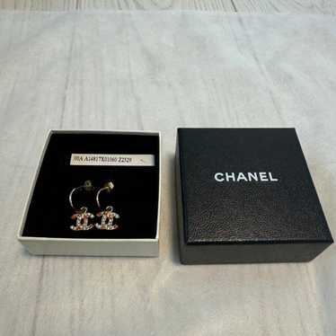 Excellent condition CHANEL vintage earrings