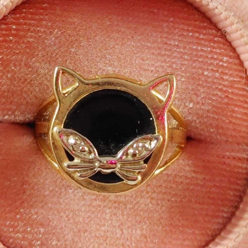 14K Onyx Diamond Cat Ring Size 5 - image 4