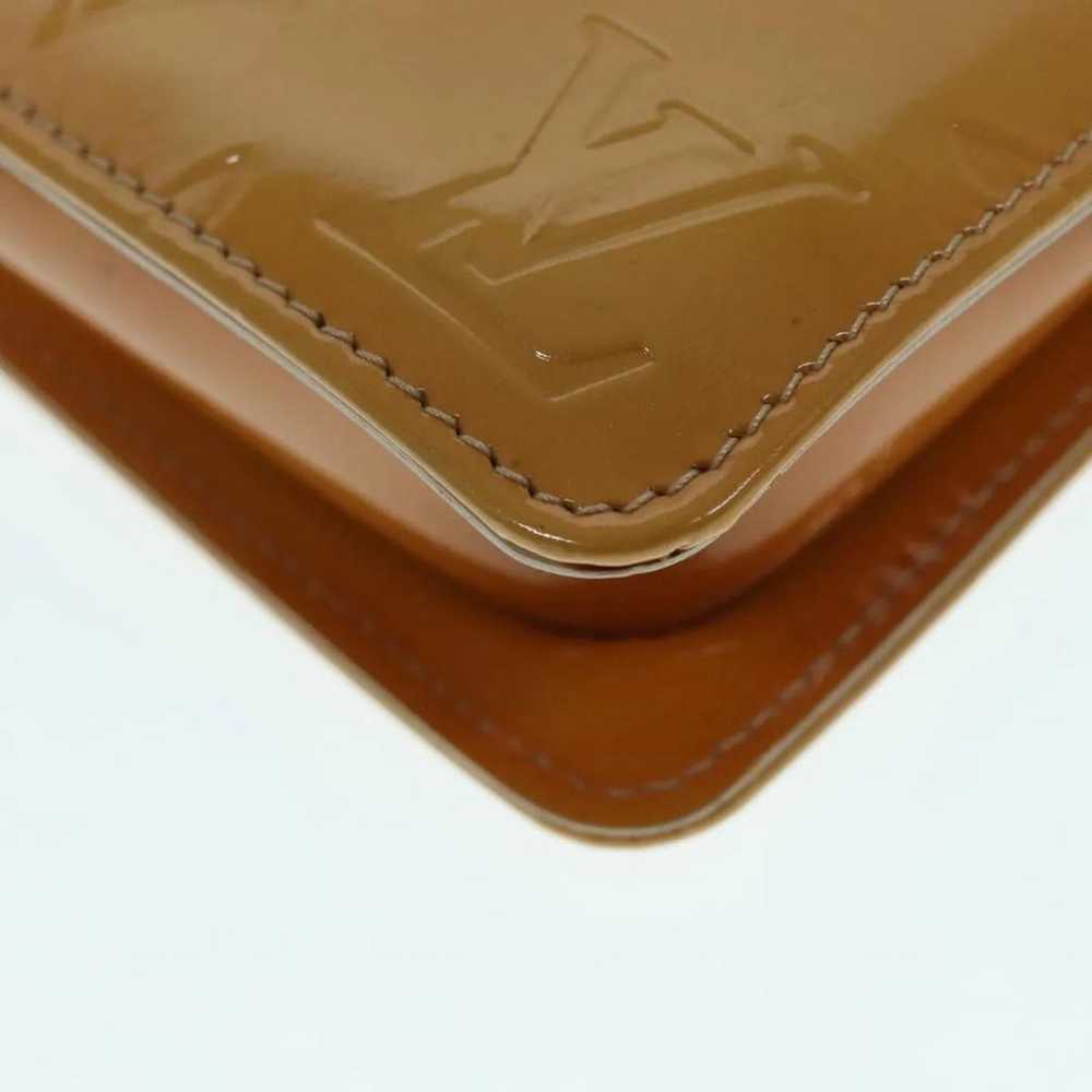 Louis Vuitton Lexington patent leather clutch bag - image 9