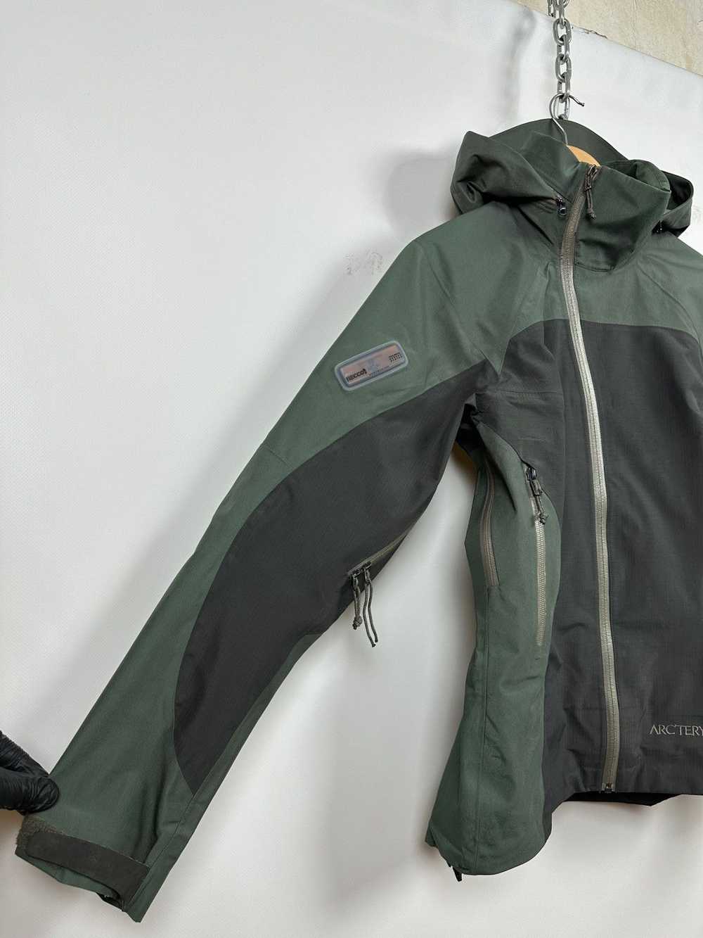 Arc'Teryx × Streetwear × Vintage 2000s Vintage Ar… - image 11