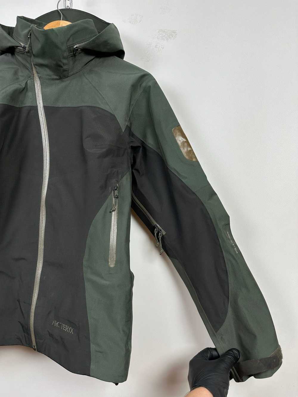 Arc'Teryx × Streetwear × Vintage 2000s Vintage Ar… - image 12