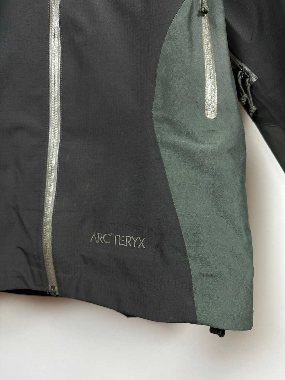 Arc'Teryx × Streetwear × Vintage 2000s Vintage Ar… - image 9