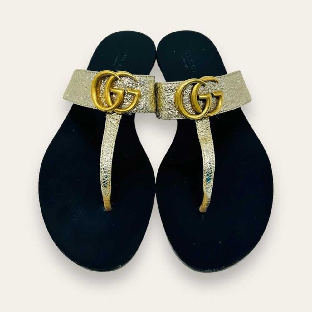 Gucci Double G leather sandal - image 2