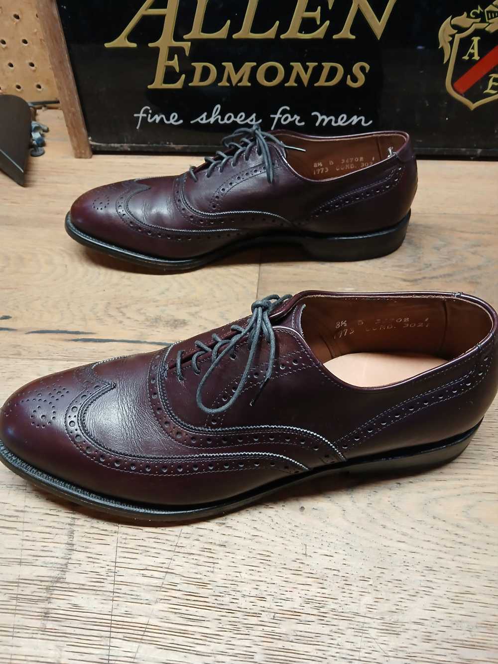 Allen Edmonds Chester - image 4