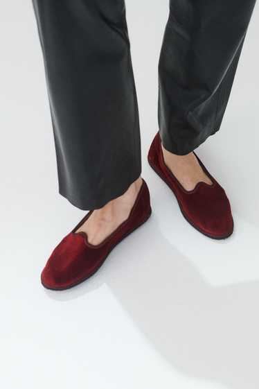 Vibi Venezia Velvet Loafers - Bordeaux