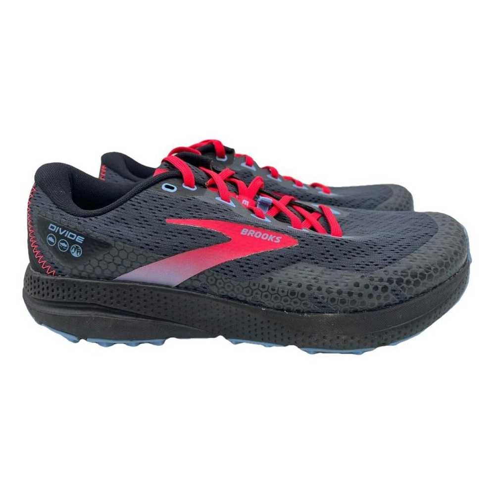 Brooks Trainers - image 1