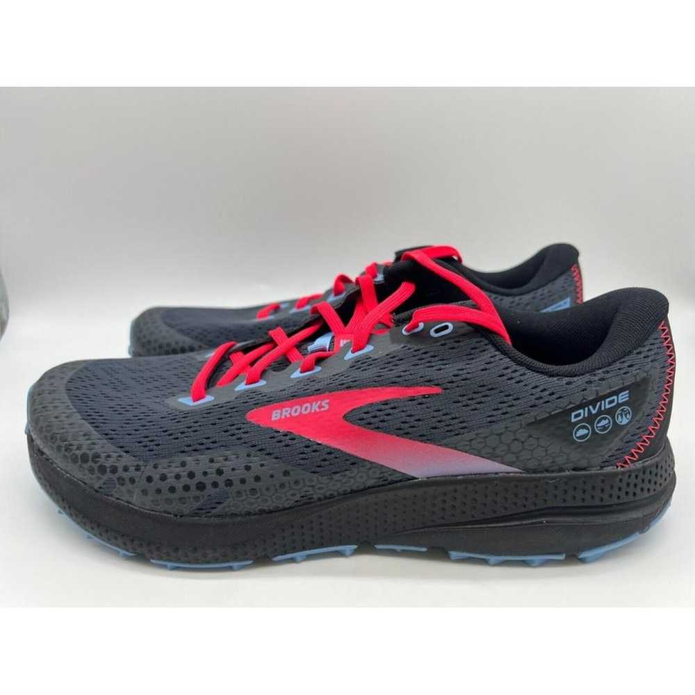 Brooks Trainers - image 3