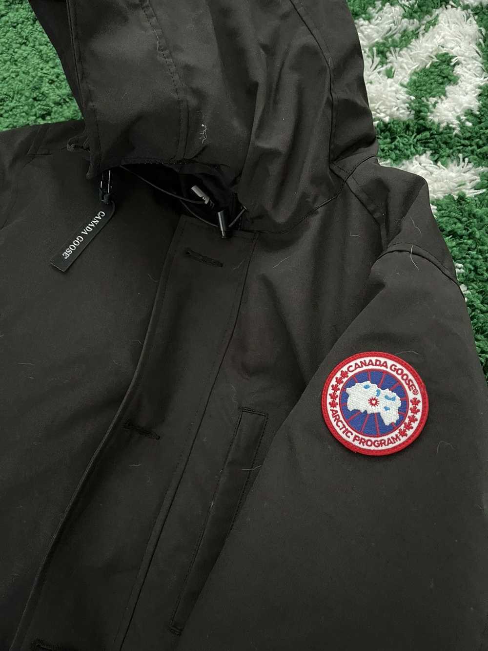 Canada Goose Canada Goose Chateau Parka - image 11