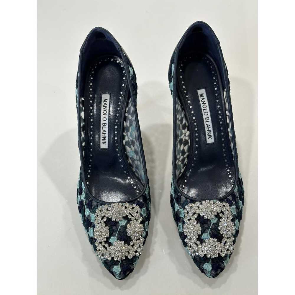 Manolo Blahnik Hangisi cloth heels - image 7