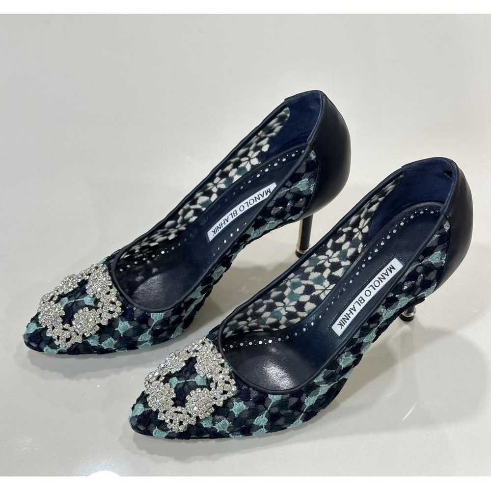 Manolo Blahnik Hangisi cloth heels - image 8