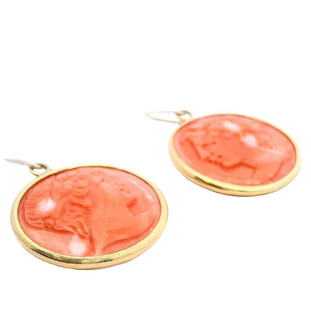 Vintage 18kt yellow Gold Coral Cameos Earrings - image 7