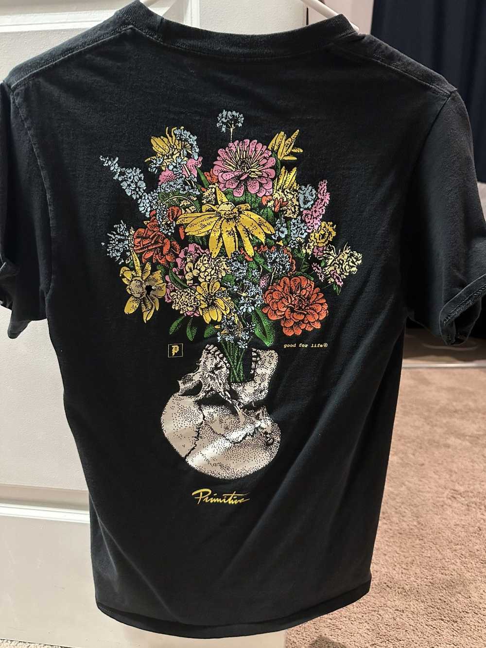 Streetwear Primitive flower tee - image 2