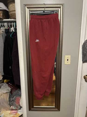 Nike Nike Sportswear Club Fleece Sweatpants (Red)